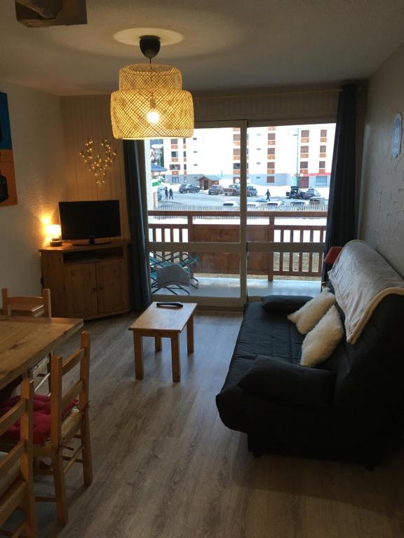 Appartement cosy Deux Alpes front de neige 34m2 6p appartement pied des pistes