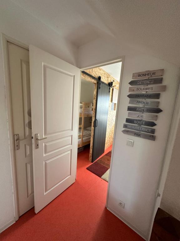 Appartement de 32m² au coeur de la Joue du Loup appartement pied des pistes 12