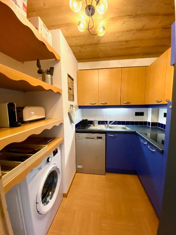 Appartement renove 2 chambres vue pistes parking privatif appartement pied des pistes 17