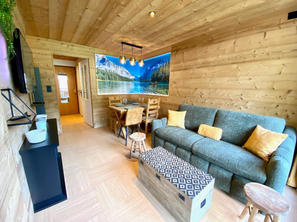 Appartement renove 2 chambres vue pistes parking privatif appartement pied des pistes