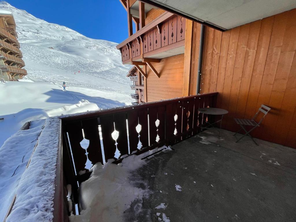Appartement ski aux pieds dans residence premium piscine sauna hamam appartement pied des pistes 9