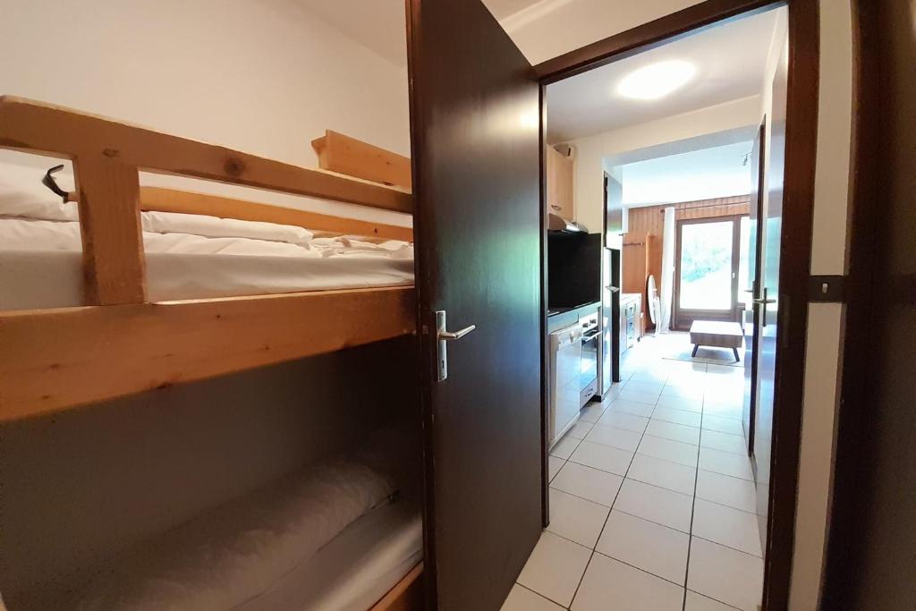 Appartement sur les PISTES pour 6 a La Clusaz appartement pied des pistes 6