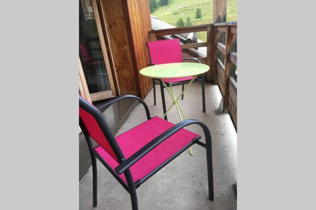 Apt 2 chambres en duplex Chalet des Rennes Vars 2000m Piscine interieure et exterieure appartement pied des pistes 10