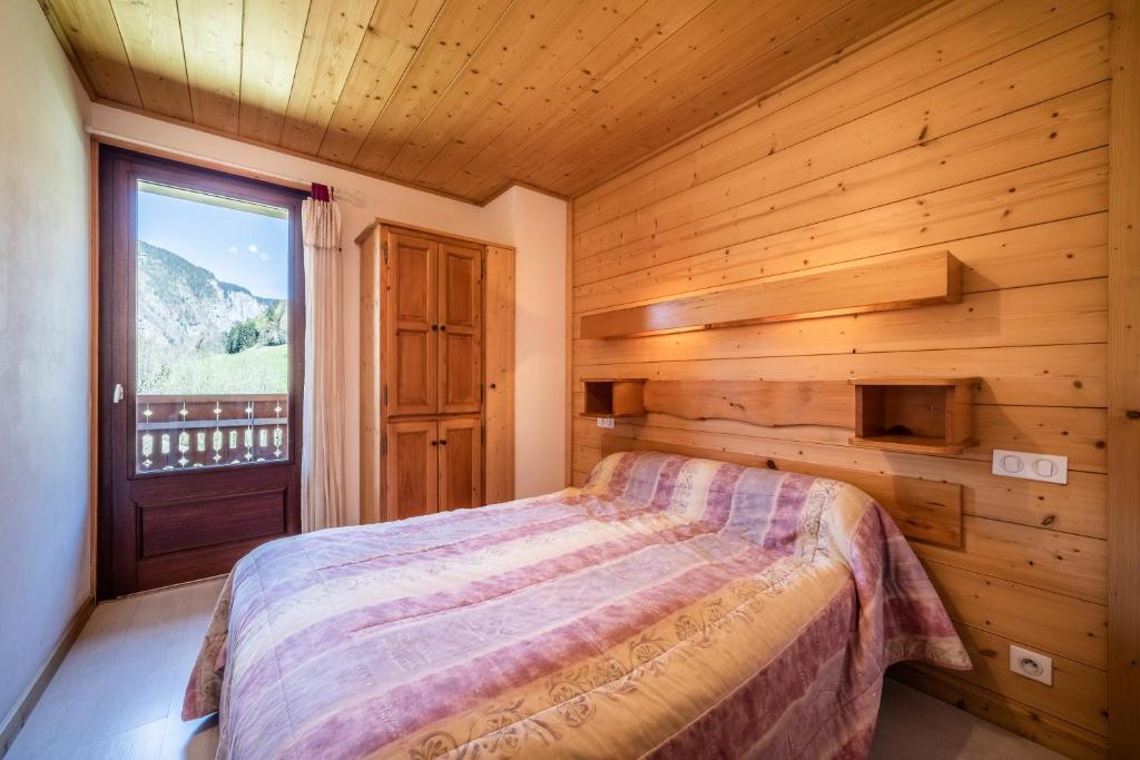 Apt Chenives 2 Morzine appartement pied des pistes 1