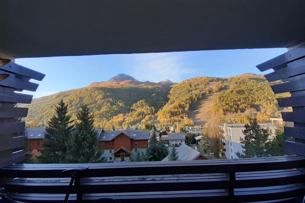 Apt With Balcon Near The Slopes Saint Chaffrey appartement pied des pistes 6