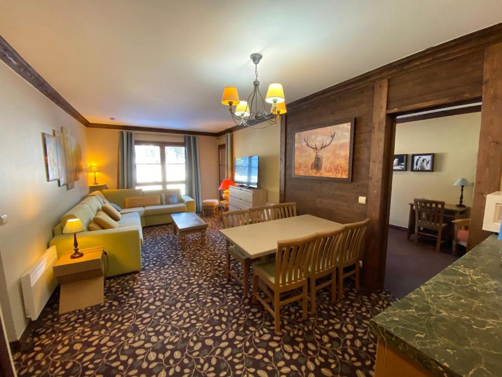 Arc 1950 3 pieces 6 personnes Luxe Manoir Savoie appartement pied des pistes 9