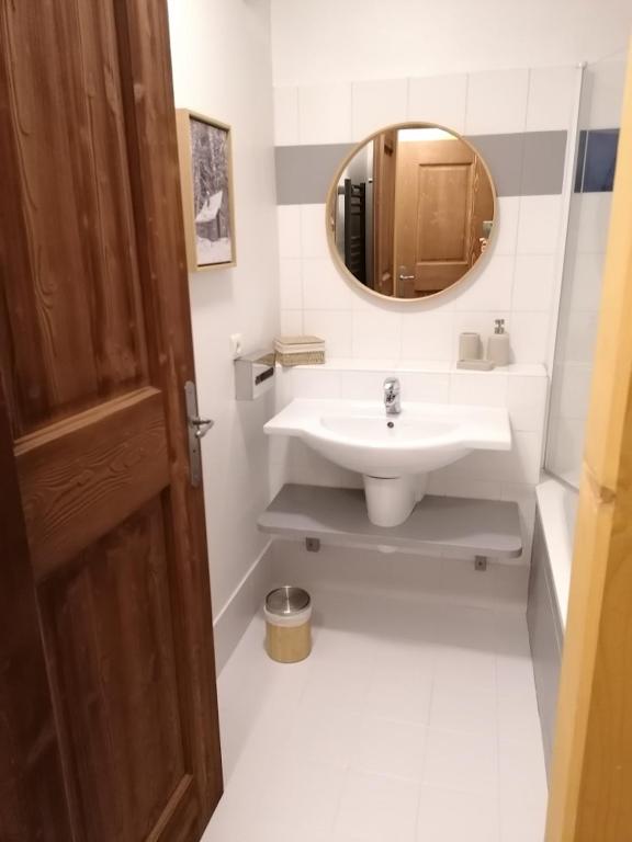 Arc 1950 Appartement 4 personnes Ski aux pieds appartement pied des pistes 7