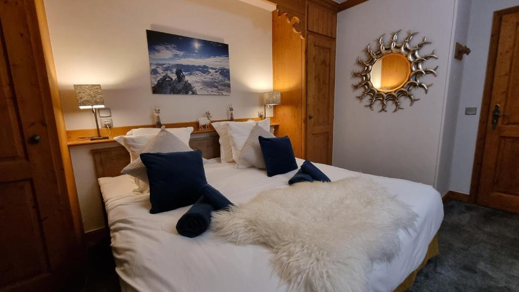 Arc 1950 Appartement de standing Refuge du Montagnard vue incroyable sur le Montblanc skis aux pieds Acces spa et piscine appartement pied des pistes 18