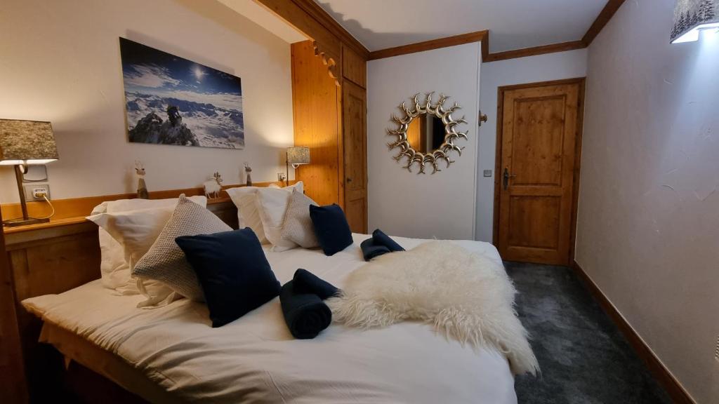 Arc 1950 Appartement de standing Refuge du Montagnard vue incroyable sur le Montblanc skis aux pieds Acces spa et piscine appartement pied des pistes 7