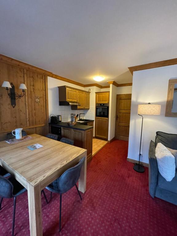 Arc 1950 Appt 2CH 6 pers Res 5 luxe Piscine sauna hamman jacuzzi Classe 5 cristaux Paradiski appartement pied des pistes 4
