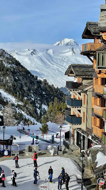Arc 1950 Appt 2CH 6 pers Res 5 luxe Piscine sauna hamman jacuzzi Classe 5 cristaux Paradiski appartement pied des pistes 6
