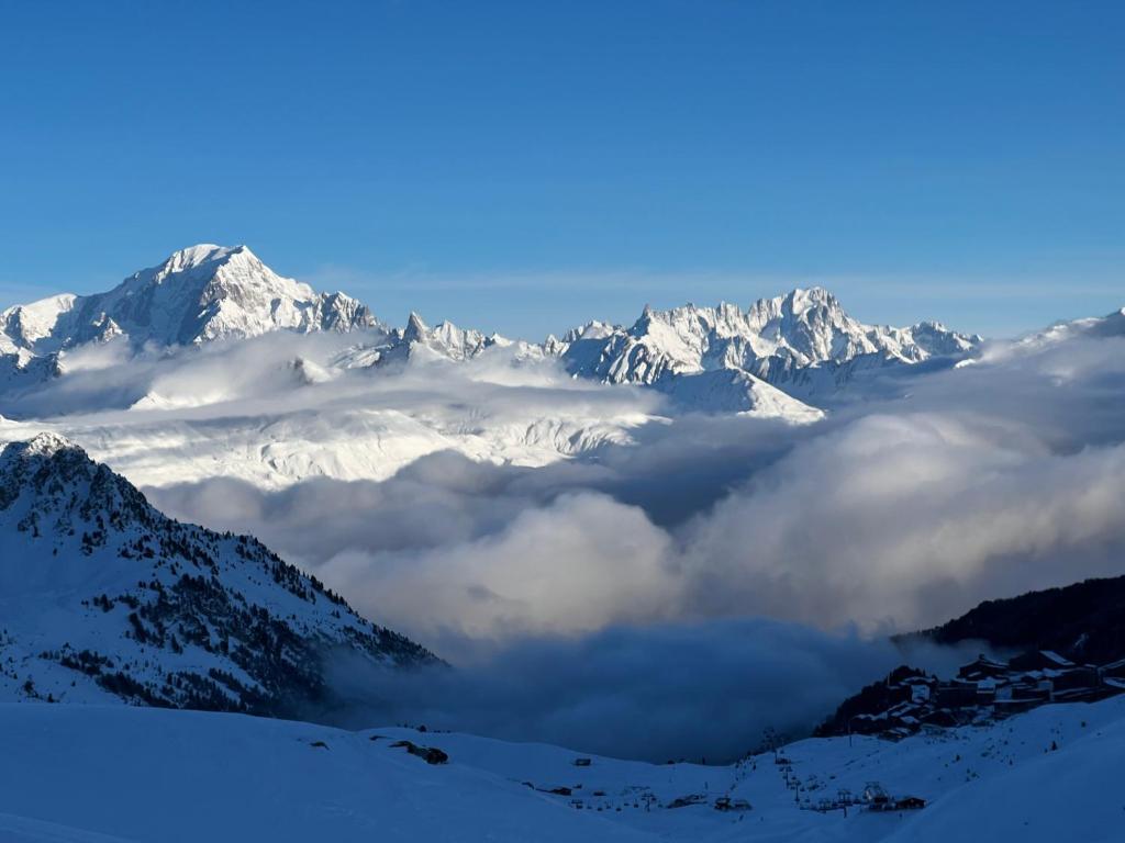 Arc 1950 Auberge Jerome 4 a 6p 1 chambre et 1 coin montagne separe appartement pied des pistes 10