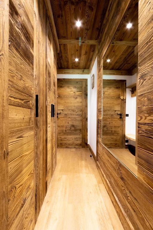 Arc 1950 appt luxe 2 4pers skis aux pieds SPA piscines interieure et exterieure sauna hammam appartement pied des pistes 16