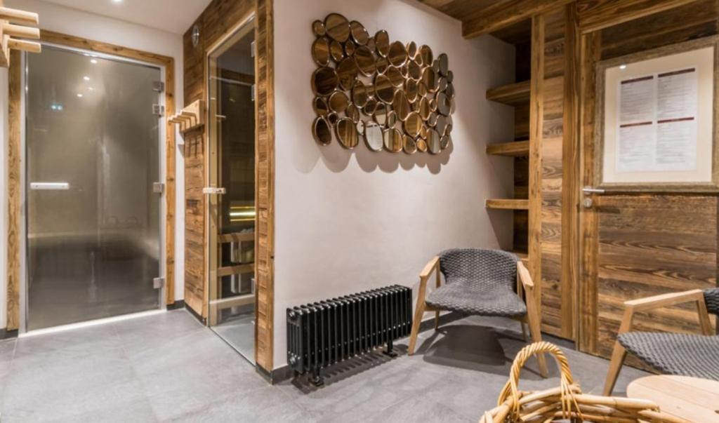 Arc 1950 appt luxe 2 4pers skis aux pieds SPA piscines interieure et exterieure sauna hammam appartement pied des pistes 19