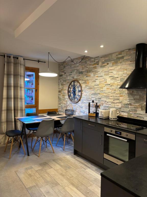 Arc1950 Prince Des Cimes appt 4 5 pers ski in out piscine interieure appartement pied des pistes 8