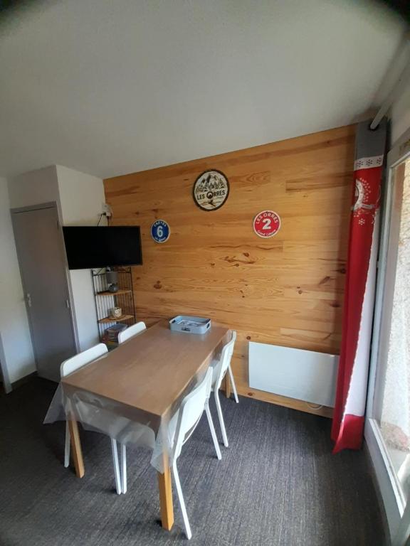 Au Petit ConfOrres appartement pied des pistes 3