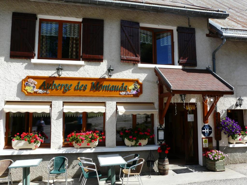 Auberge des Montauds Hotel Restaurant hotel pied des pistes 19