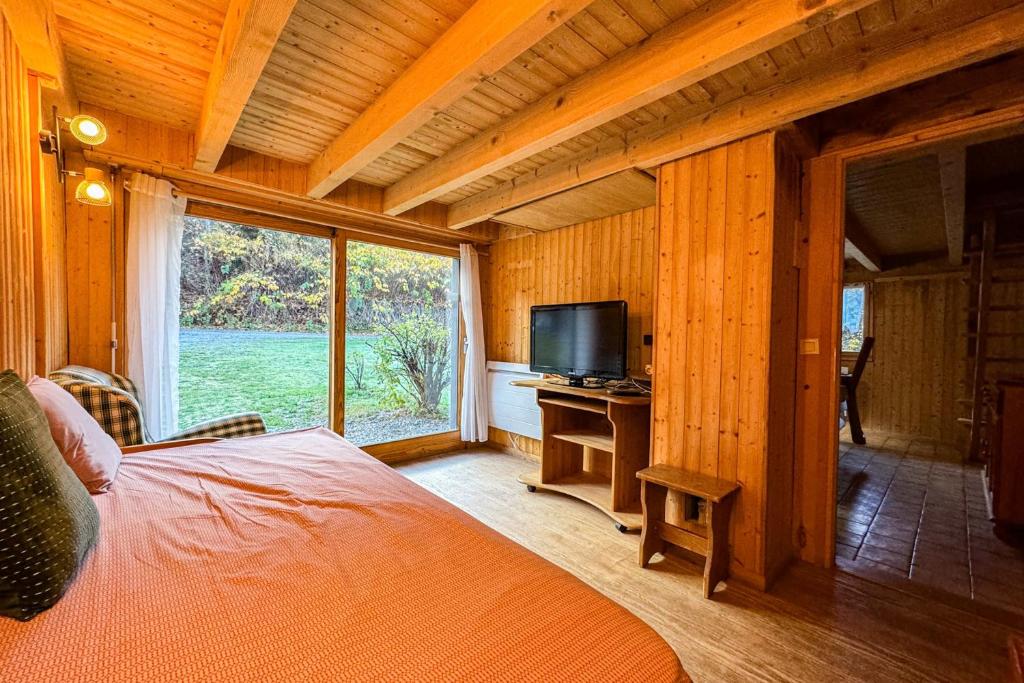Authentic family chalet with garden in Chamonix chalet pied des pistes 5