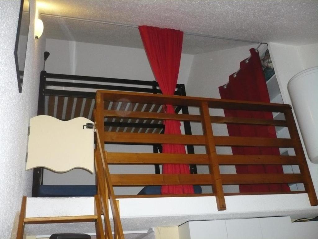 Azur Sancy Skis aux pieds appartement pied des pistes 7