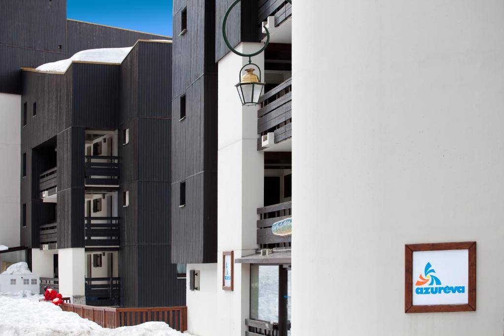Azureva Les Menuires hotel pied des pistes 15