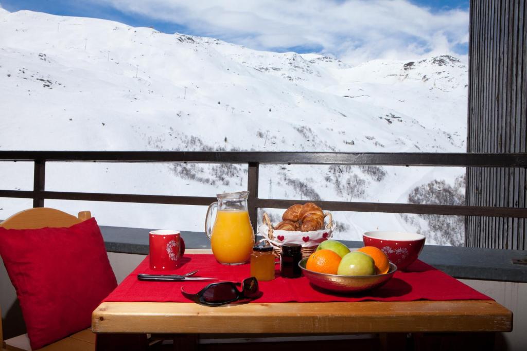 Azureva Les Menuires hotel pied des pistes 16