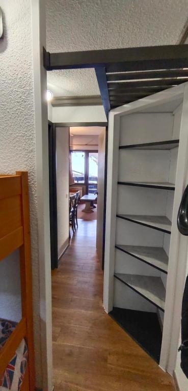 Bel appartement renove a Belle Plagne appartement pied des pistes 5