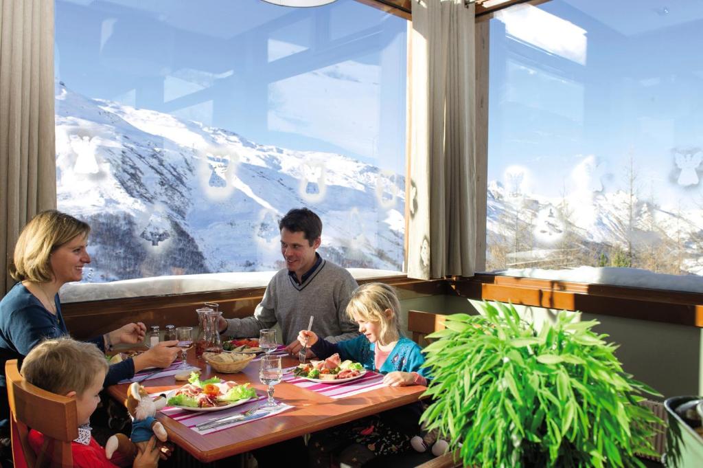 Belambra Clubs Les Menuires Neige Et Ciel hotel pied des pistes 8