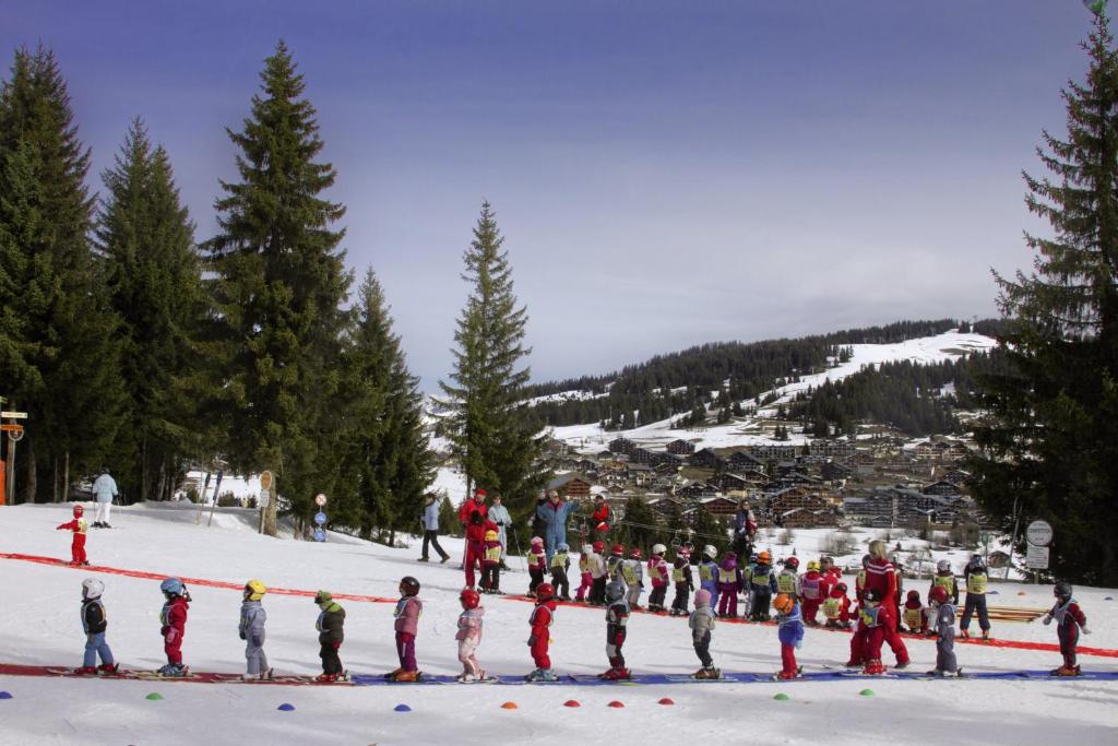 Belambra Clubs Les Saisies Les Embrunes Ski pass included hotel pied des pistes 14