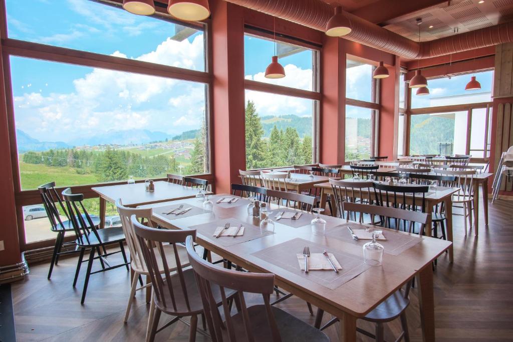 Belambra Clubs Les Saisies Les Embrunes Ski pass included hotel pied des pistes 18