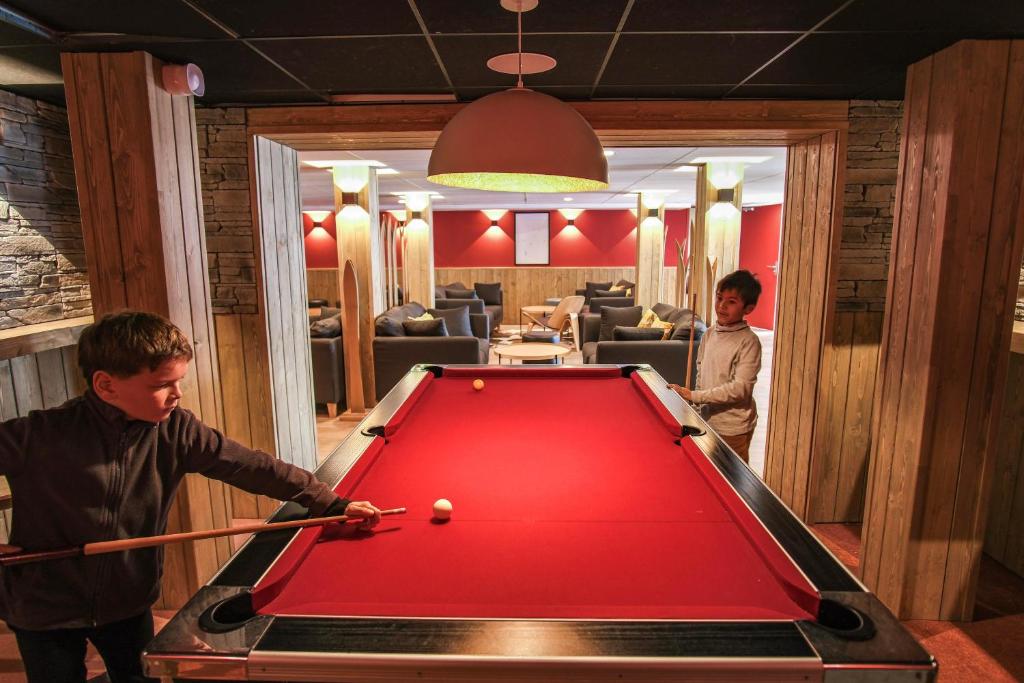 Belambra Clubs Les Saisies Les Embrunes Ski pass included hotel pied des pistes 9