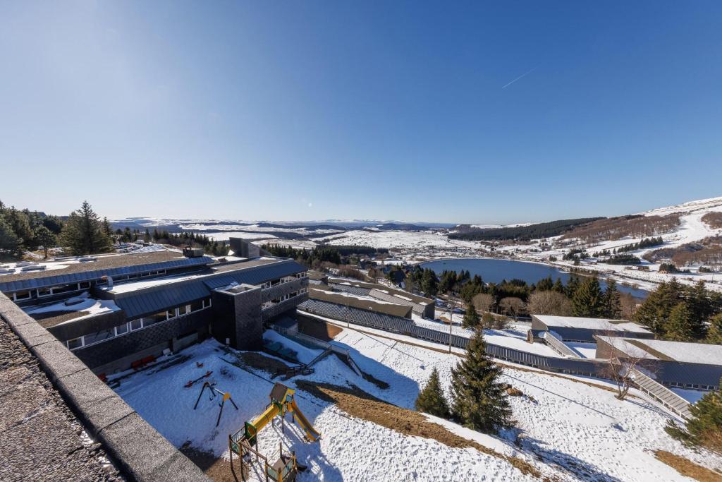 Belambra Clubs Superbesse Le Chambourguet hotel pied des pistes 2