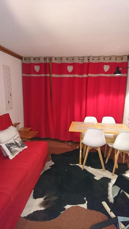 Bourg St Maurice les Arcs 1800 Les Lauzieres jolie vue nature espace bien etre plaisir paisible appartement pied des pistes 12
