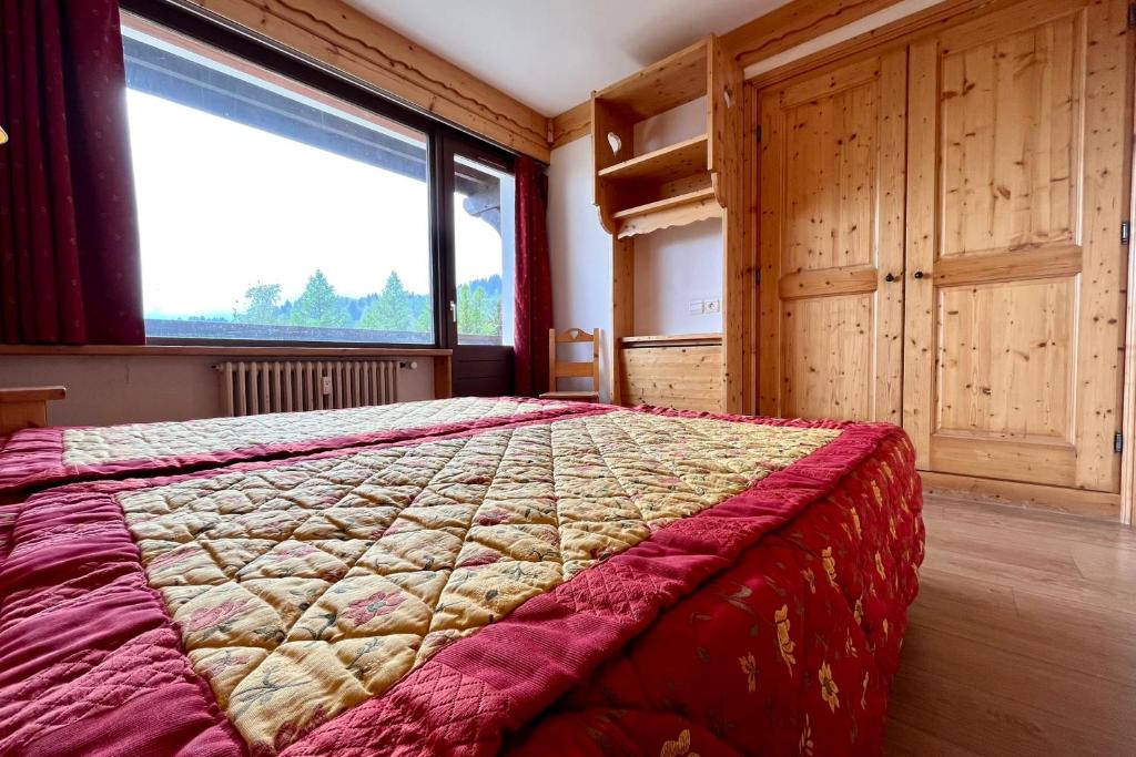 Bright 50 m cocoon with balcony in Combloux appartement pied des pistes 4