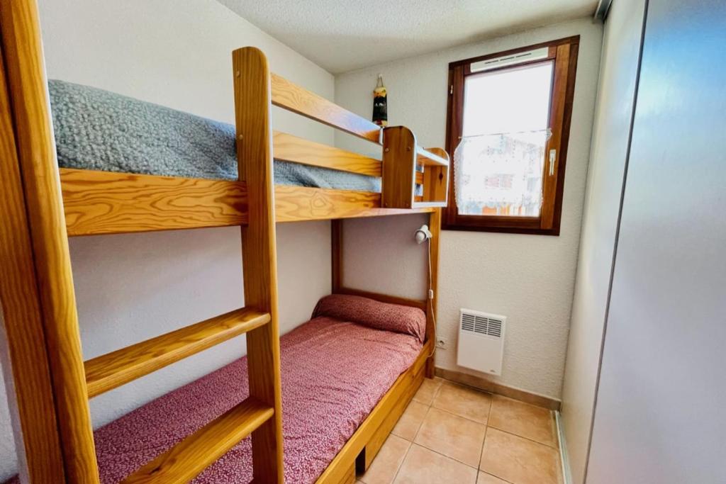 Bright cosy nest view La Salle les Alpes appartement pied des pistes 6