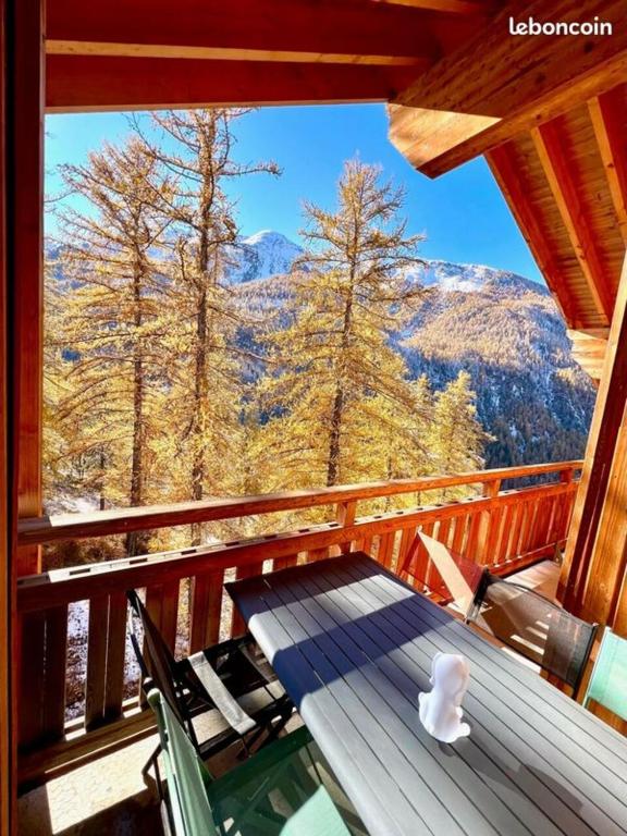 CENTRE STATION 1800 Dernier etage Renove 2 Chambres 6 personnes Skis aux pieds appartement pied des pistes 17
