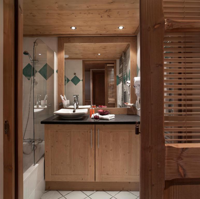 CGH Residences Spas Le Chalet des Dolines hotel pied des pistes 18