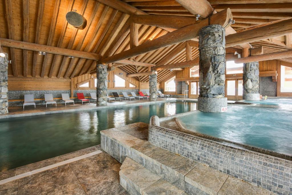 CGH Residences Spas Les Cimes Blanches hotel pied des pistes