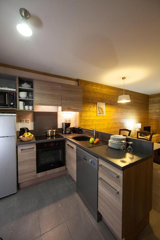 CGH Residences Spas les Chalets du Soleil Contemporain hotel pied des pistes 8