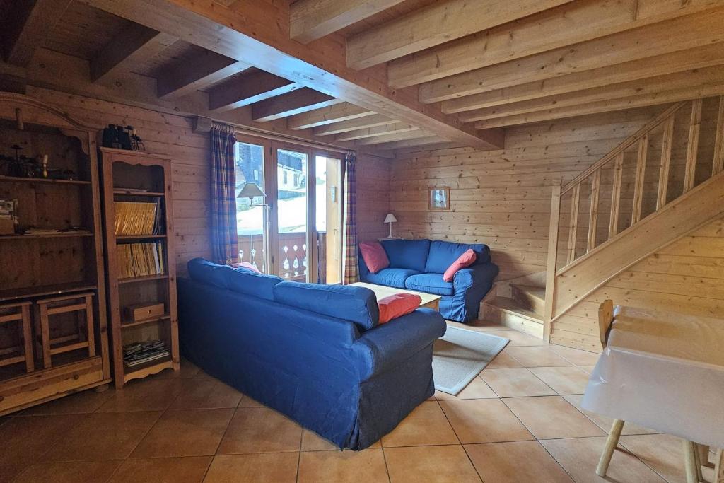 CHARMANT CHALET pres des pistes appartement pied des pistes 13