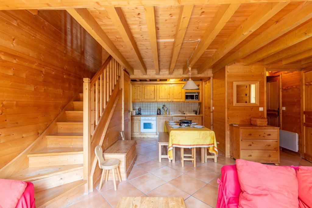 CHARMANT CHALET pres des pistes appartement pied des pistes 2