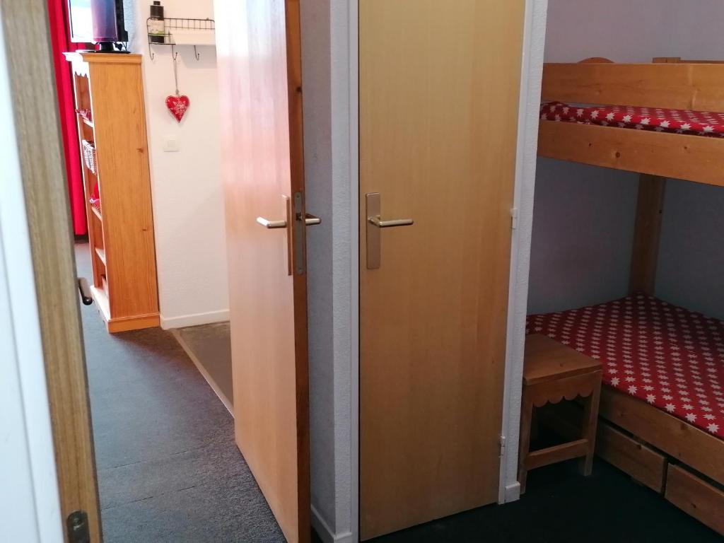COEUR DALTAIR RISOUL 1850 Appartement T2 confortable skis aux pieds a 300 m centre appartement pied des pistes 8