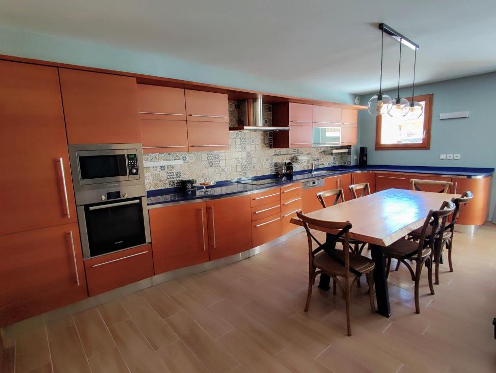 COSY EDEN SKI Luxueux appartement T4 skis aux pieds a Tignes 2100 appartement pied des pistes 8