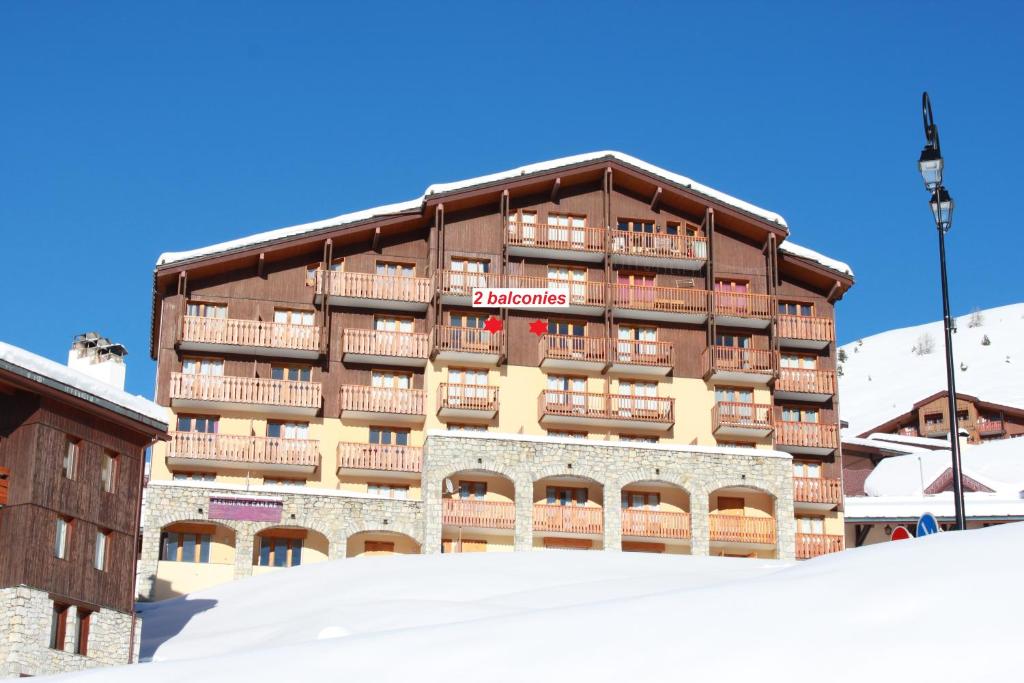 Carene Belle plagne 8 personnes appartement pied des pistes 17