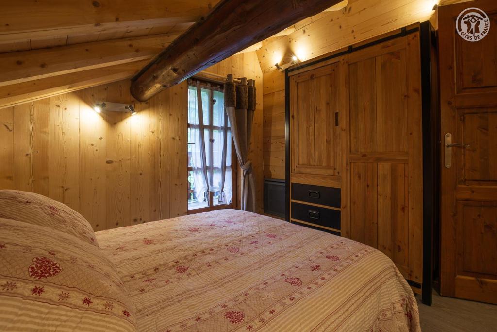 Chalet 13 personnes Le Vanvolet gite pied des pistes 17