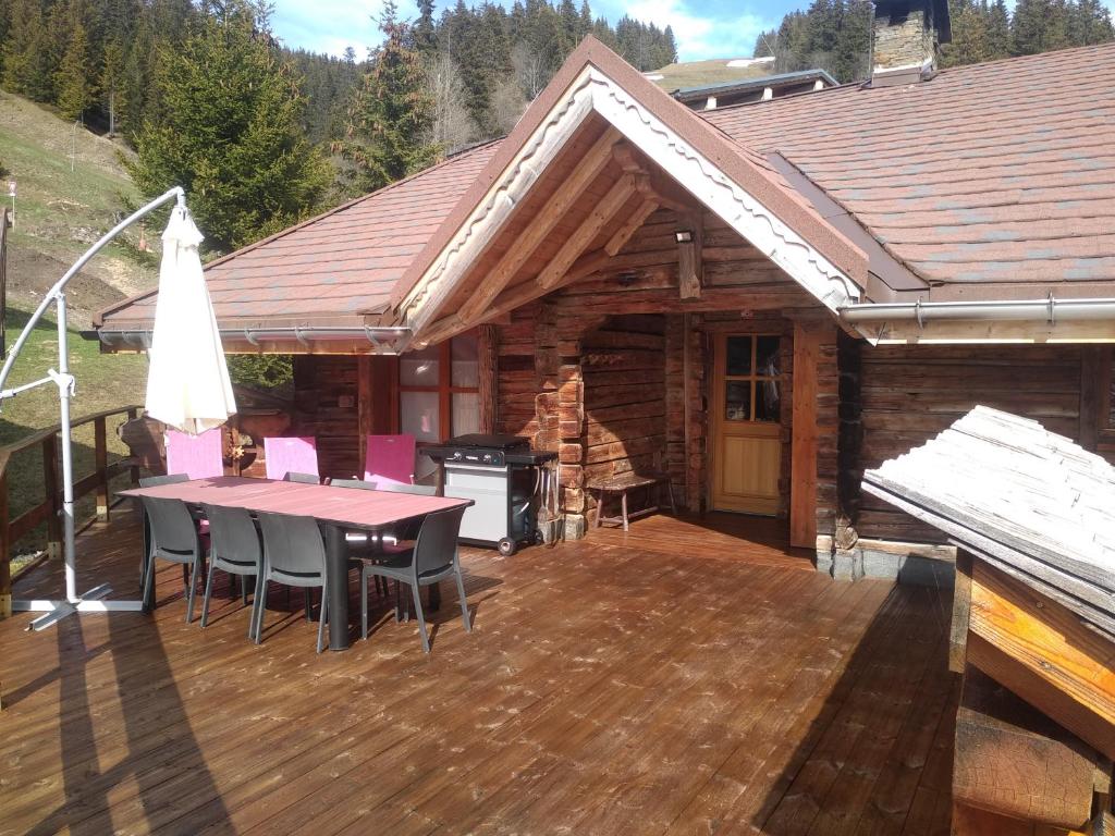 Chalet 13 personnes Le Vanvolet gite pied des pistes 8