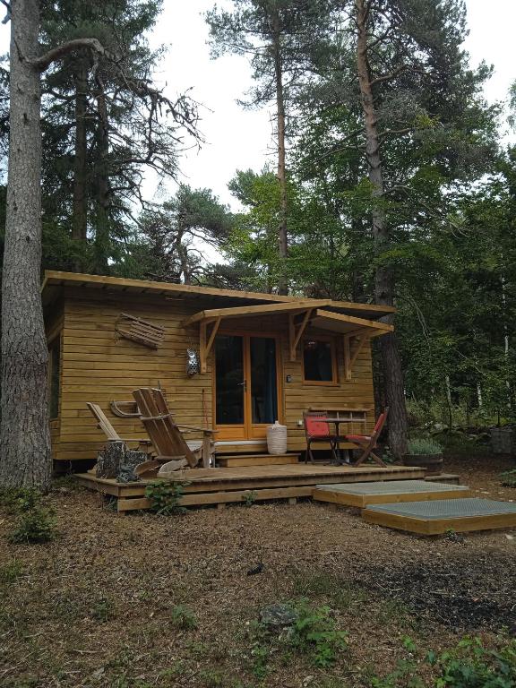 Chalet Hibou 1 couchage en 140 Domaine de la Mamounette gite pied des pistes 13