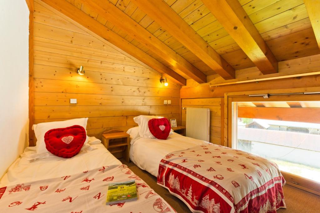 Chalet Hotel Aiguille Blanche Logis hotel pied des pistes 10