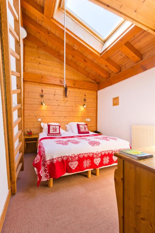 Chalet Hotel Aiguille Blanche Logis hotel pied des pistes 17