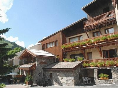 Chalet Hotel Alpage SPA hotel pied des pistes 4