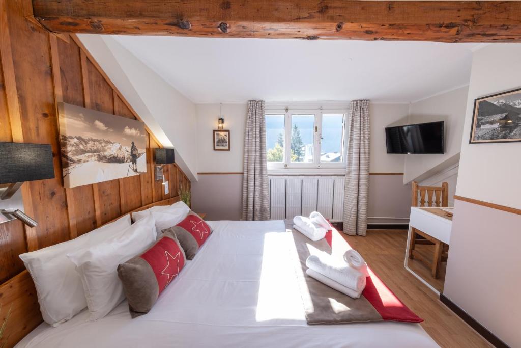 Chalet Hotel La Sapiniere hotel pied des pistes 2
